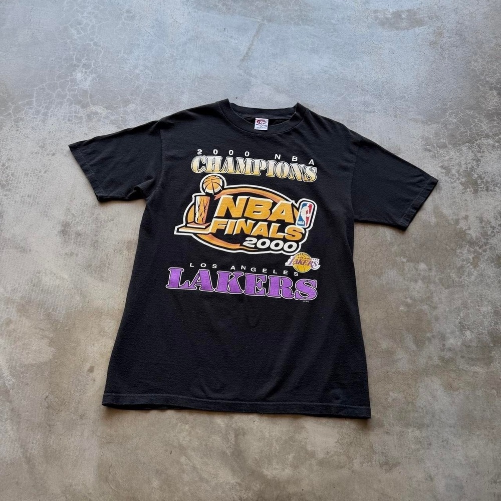 Vintage 2000 NBA Finals Los Angeles Lakers Champions T-Shirt NBA Finals 2000 M